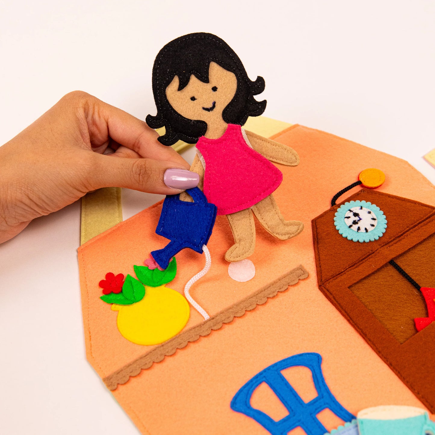 Travel Buddy DollHouse