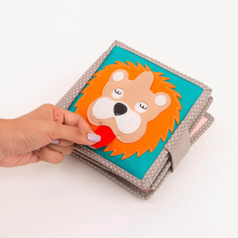 Βιβλίο Sleeping Lion (1y)