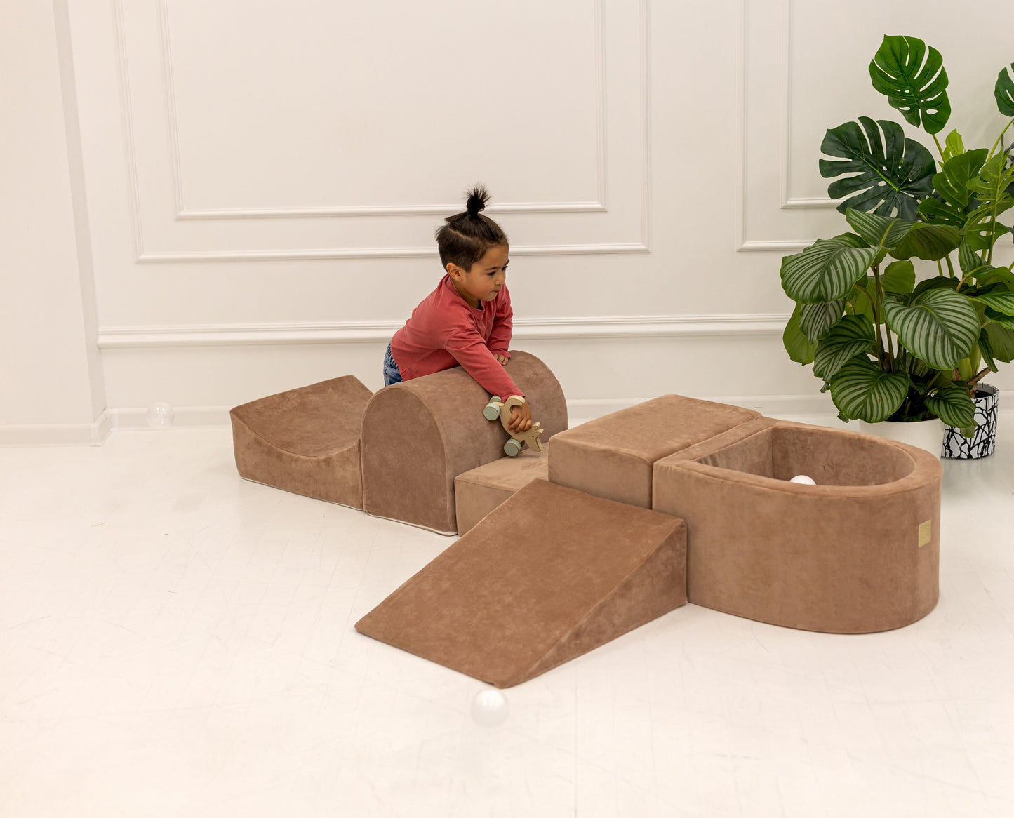 Playground Velvet με Μπαλοπισίνα Beige | Grey