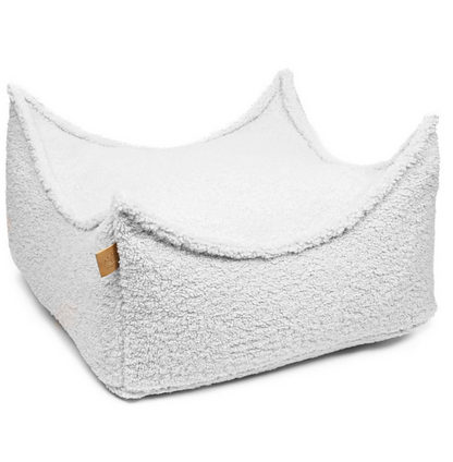 Bearly Square Puff | White