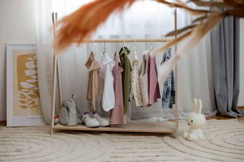 Tipi Hanger White Small