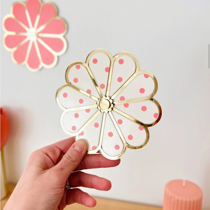 Plexi Wall Flower - Polka Dot Pink