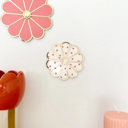 Plexi Wall Flower - Polka Dot Pink
