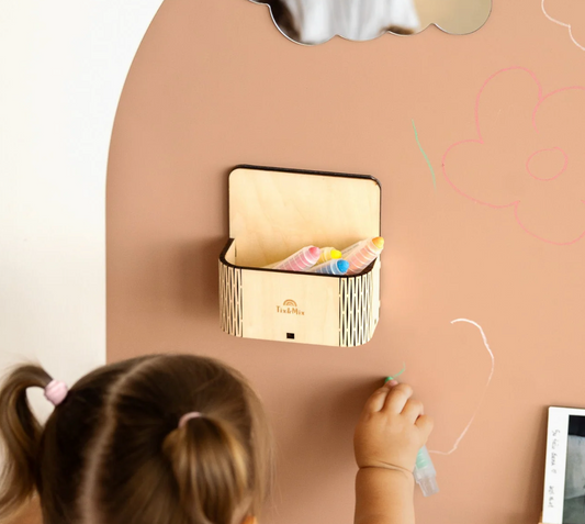 Κουτί με Κραγιόνια