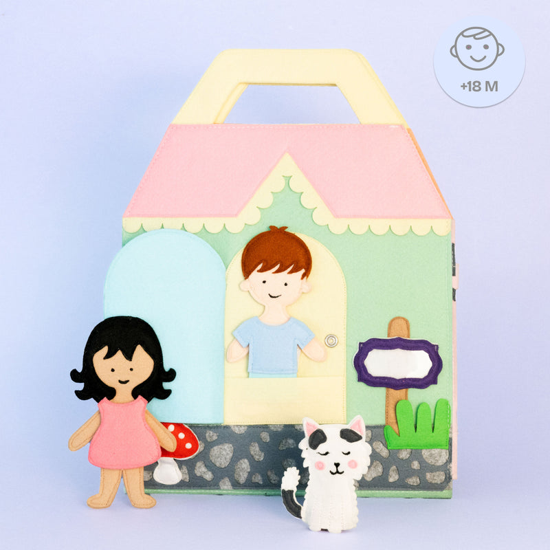 Travel Buddy DollHouse