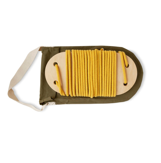 Κούνια με κίτρινο σχοινί